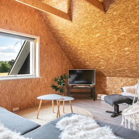 Fuglhus - Hyggelig Ferie På Landet *