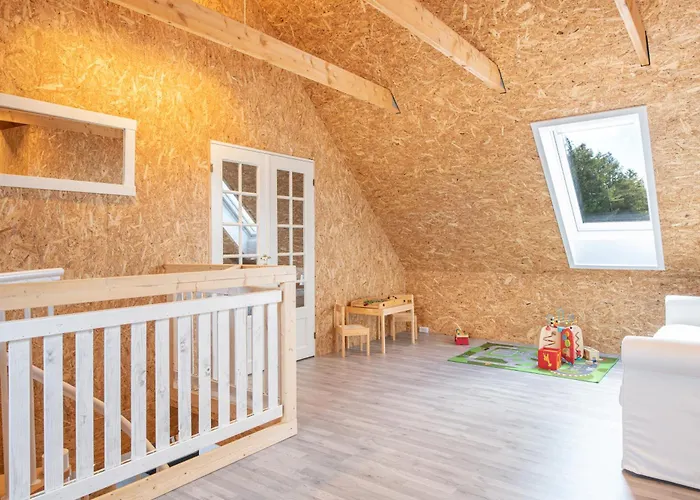 Fuglhus - Hyggelig Ferie Pa Landet بيت للعطل